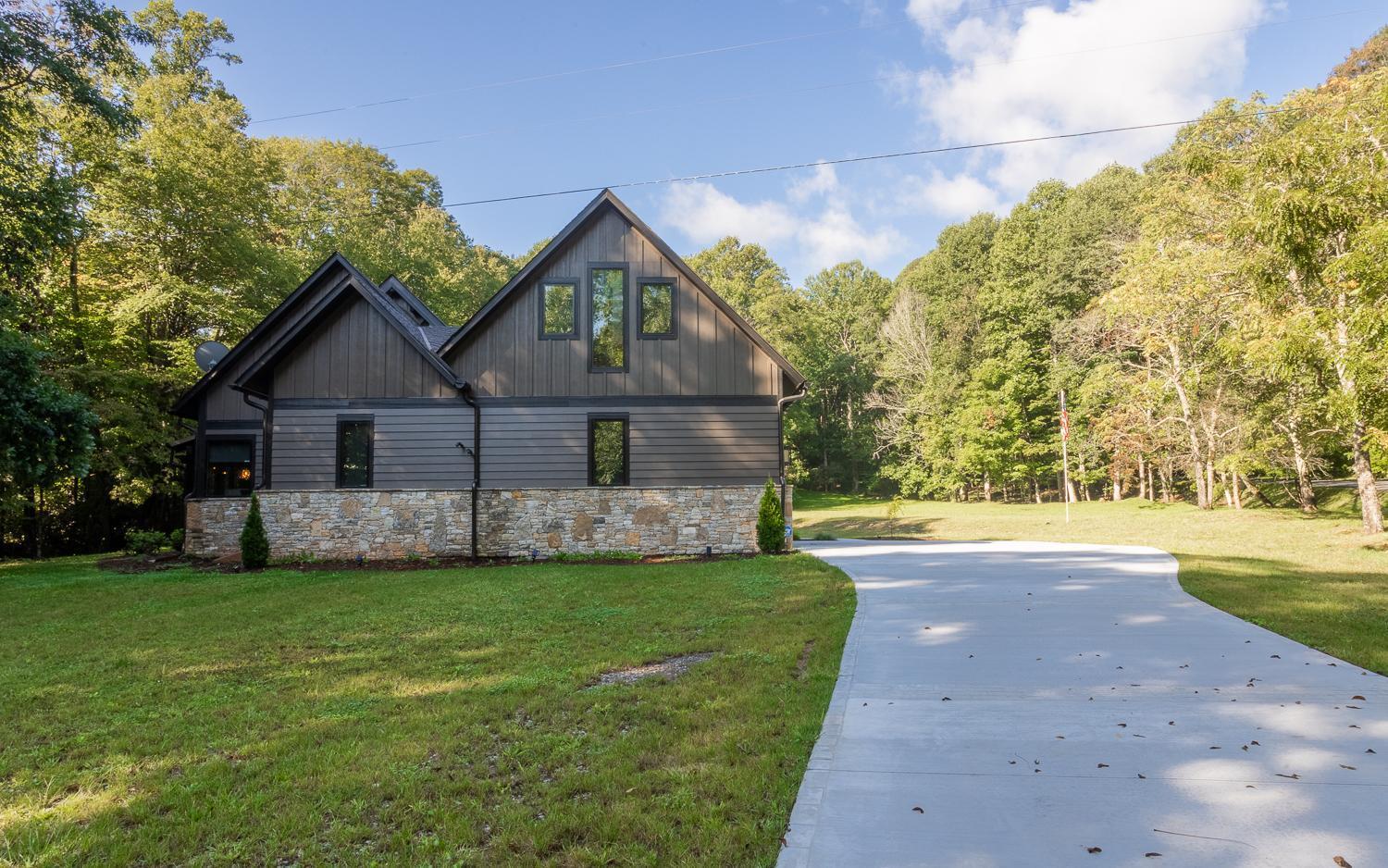 Modern Mountain Creekhouse Villa Maggie Valley Exterior photo